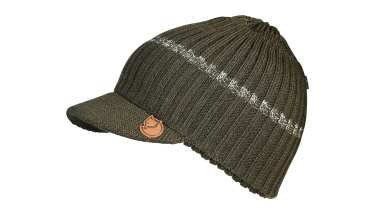 Best winter driving gear 2025 - Lappland hat
